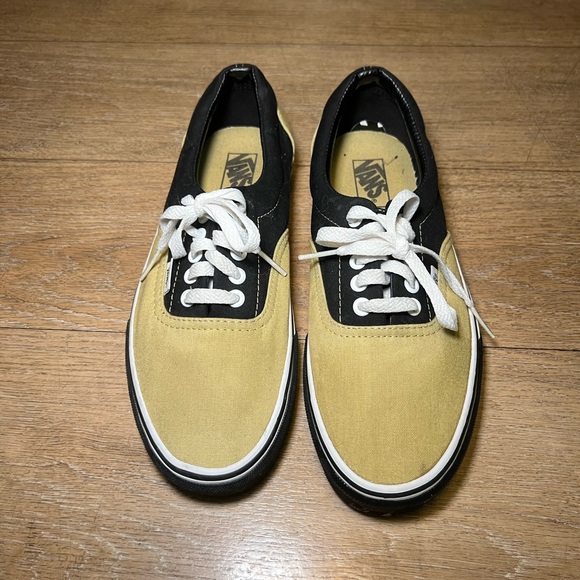 Vans Era Pro Corduroy Men's Black and Cream Sneakers men 8.5 - Picture 1 of 4